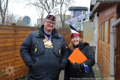 Noch weiß Bernd nicht, was auf ihn zukommt.